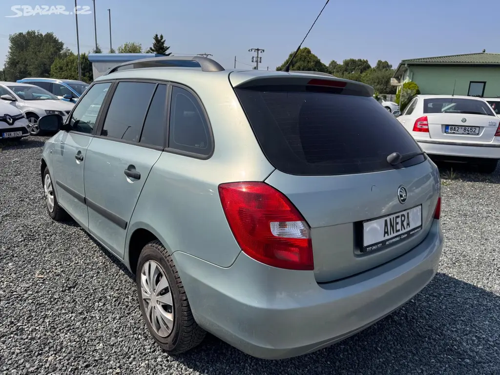 Škoda Fabia II 1.2 12V kombi,2010,STK 6/28 - fotka 3