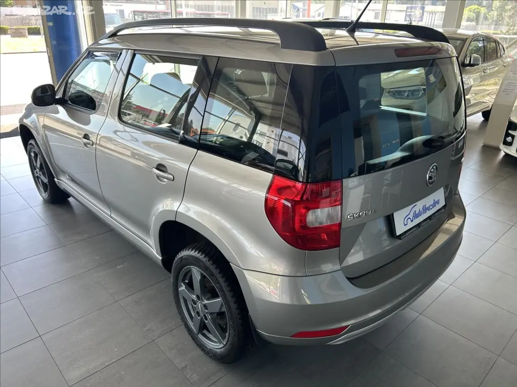 Škoda Yeti, 1,2 TSI 81kW,SERVISKA - fotka 4