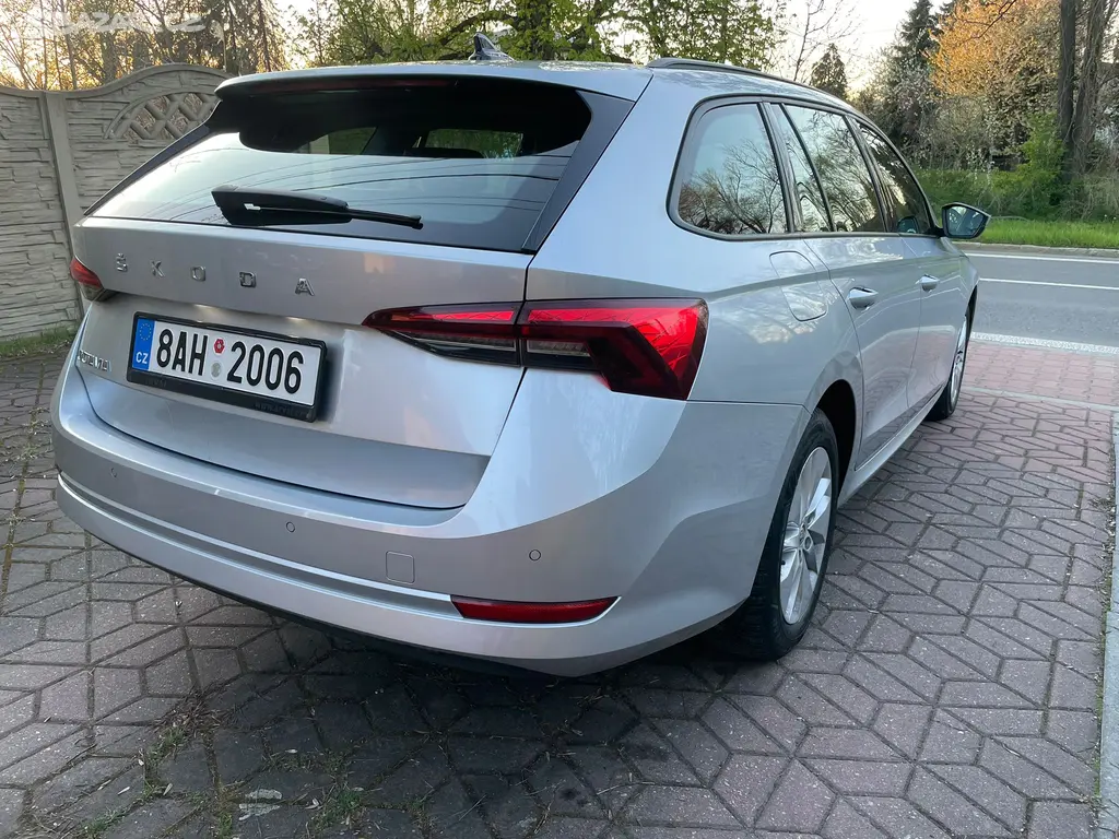 ŠKODA OCTAVIA 2.0TDi 1.MAJITEL ČR SERVISKA DPH - fotka 6