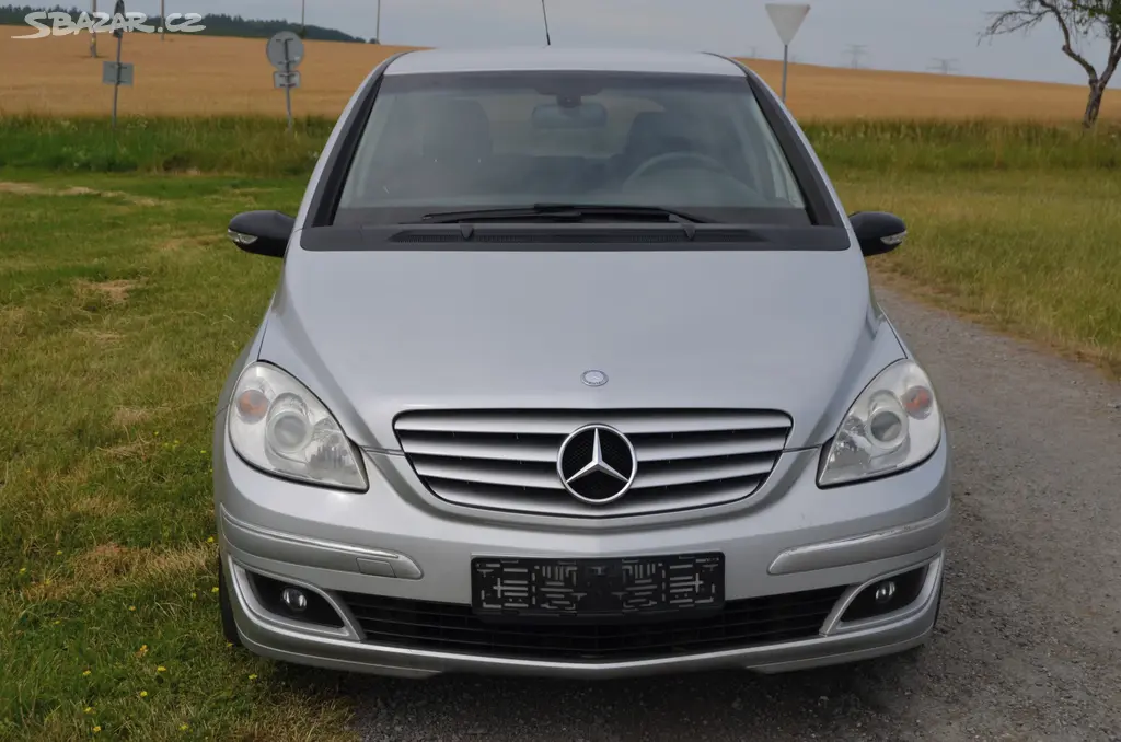 Mercedes -Benz B 1.7 po servisu - fotka 3
