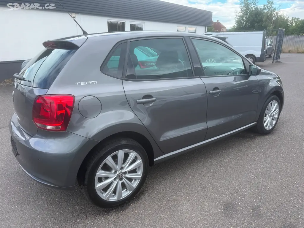 Volkswagen Polo 1.2 TSI 77 KW TEAM, DIGI KLIMA - fotka 6