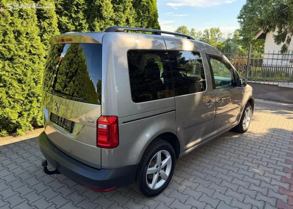Volkswagen Caddy 1,4TSi/ 92kw 1 Majit. serviska - fotka 4