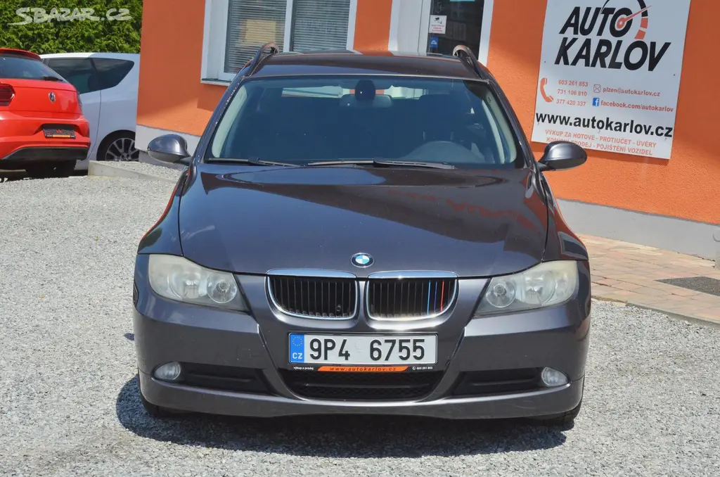 BMW Řada 3, 318i 105kW Touring / TAŽNÉ - fotka 2