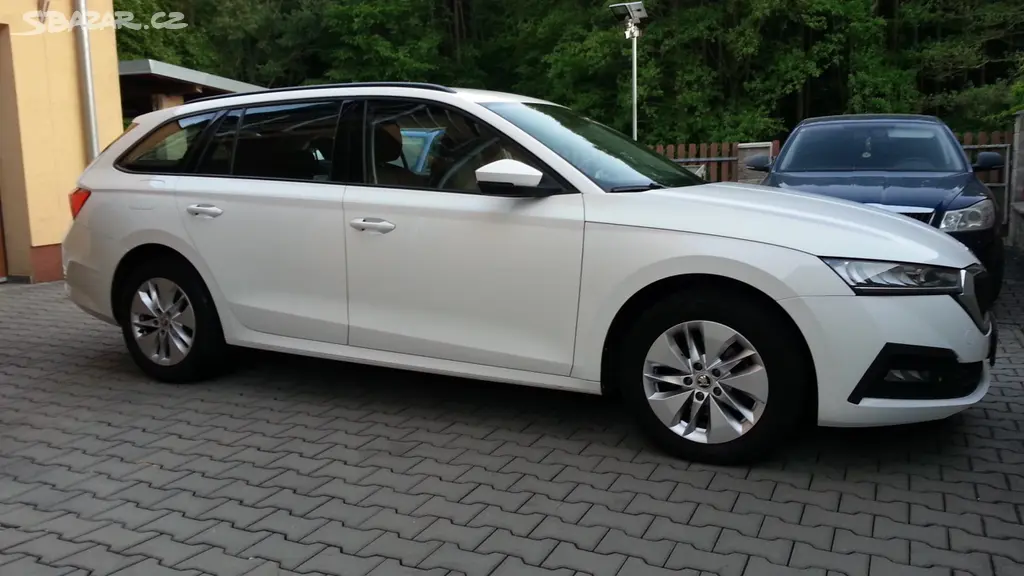 ŠKODA OCTAVIA 4 ( IV ) 2,0 TDi 85KW R.V 2023 ČR - fotka 6