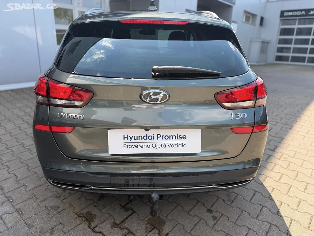 Hyundai i30, 1.5 81kW Smart navigace TZ - fotka 3