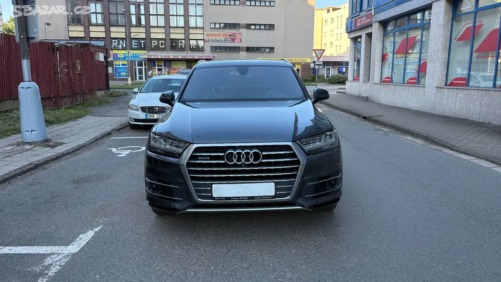 Audi Q7 S-Line 3.0 Tdi 200kW 9/2016 7 míst, DPH - fotka 2