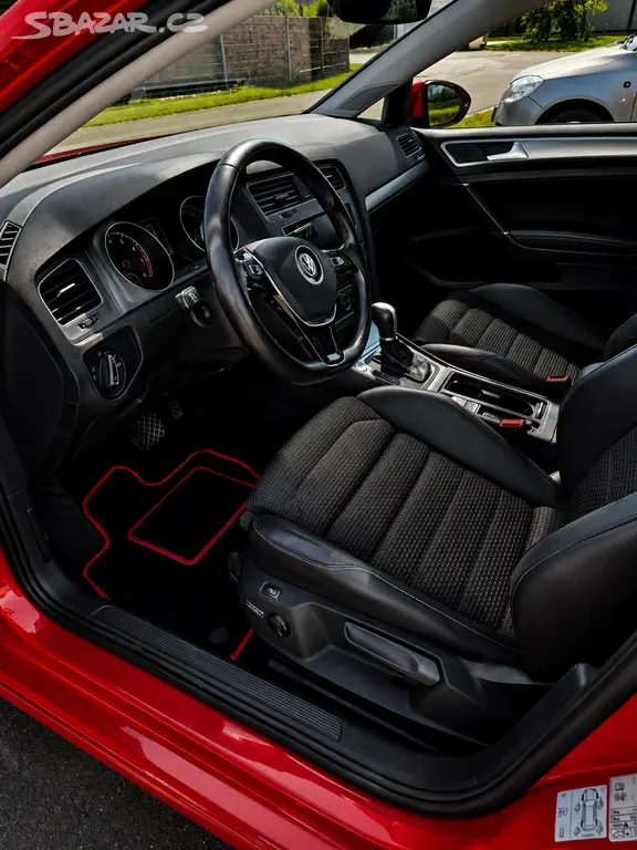 VwGolf VII Marathon Edition 1.4 TSI DSG 92 kW - fotka 6