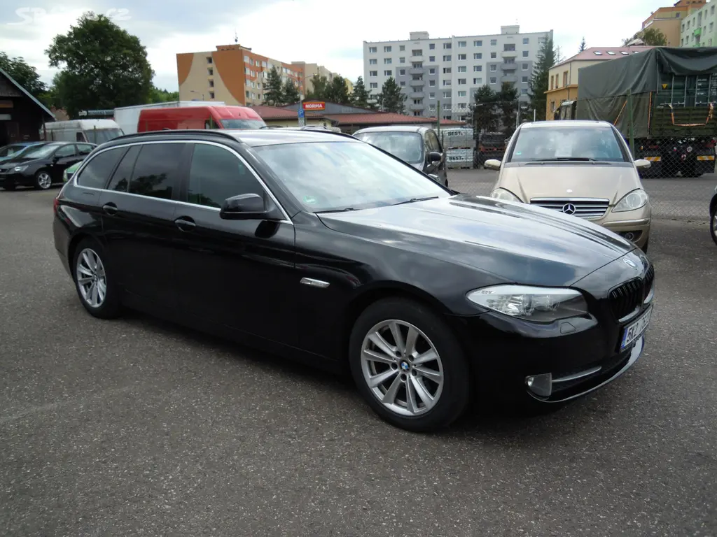 BMW 520D 135kw(184hp) r.v. 1/2011 autom. - fotka 3