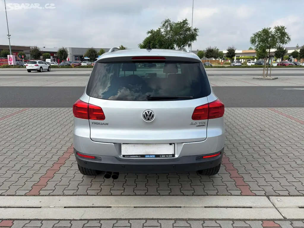 Volkswagen Tiguan 2.0 TDi DSG 4x4 TOP VÝBAVA - fotka 4