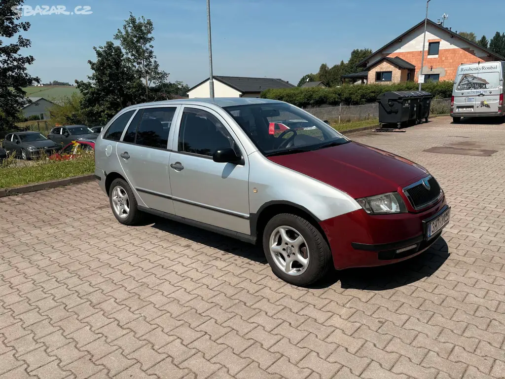 Škoda Fabia Combi 1.4 MPI (STK 07/2027) - fotka 2