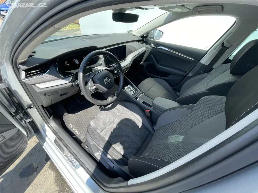 Škoda Octavia, 1,4 TSI DSG Style Plus ACC iV - fotka 5