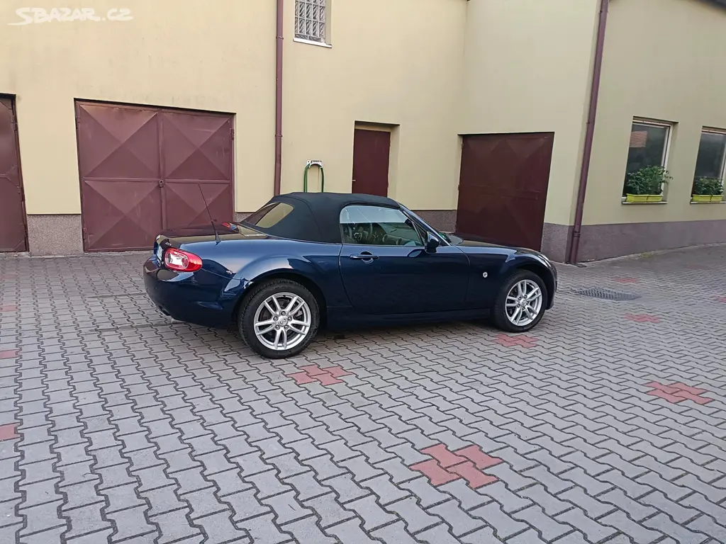 Mx-5 1.8i 93 kW Miata kabriolet Roadster - fotka 3