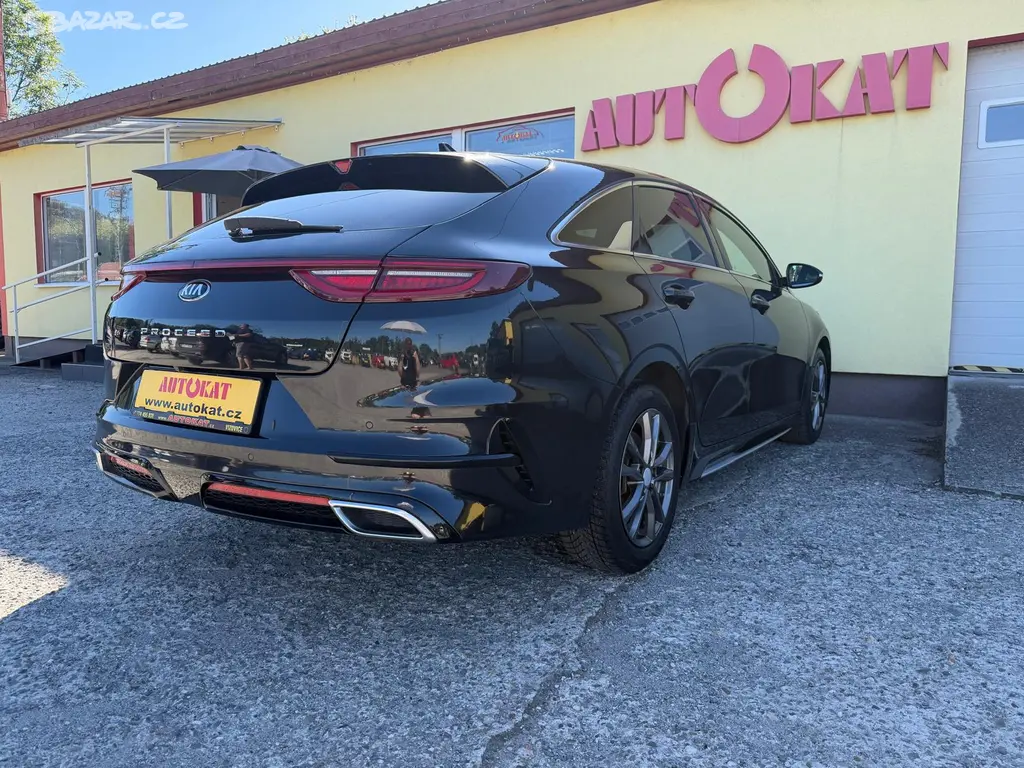 Kia ProCeed 1.4T-GDI/GT-LINE/1MAJ/ČR/DPH - fotka 3