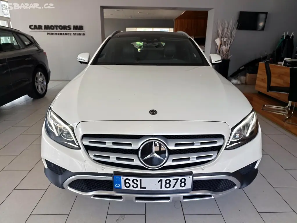 Mercedes-Benz Třídy E, E220CDI All-terrain TOP VÝBAVA - fotka 3