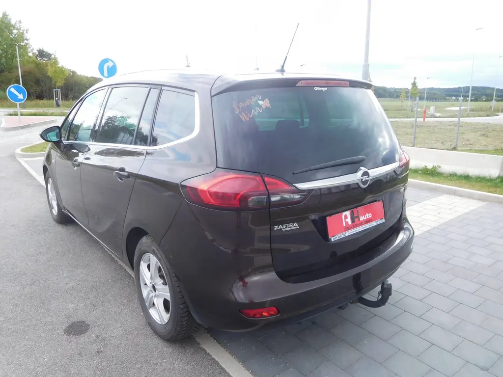 Opel Zafira Tourer 2.0CDTi,96kW, Aut.Klima, 7.Míst - fotka 4