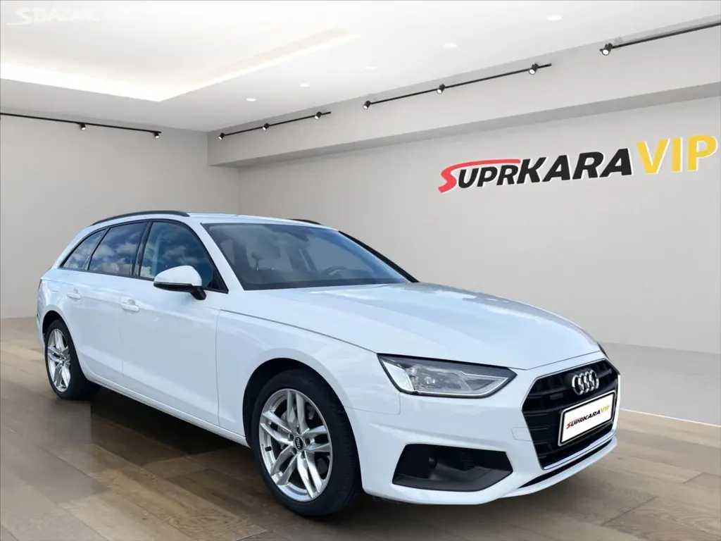Audi A4 Avant, 40 TDi Sport S-Tronic Quattro - fotka 3