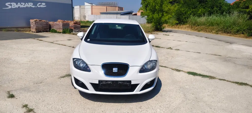 Seat Leon 1,4 - 16V benzin 2011 - fotka 3
