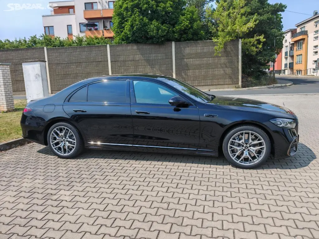 Mercedes-Benz Třídy S, 450d 4M L AMG - MY2027 - fotka 3
