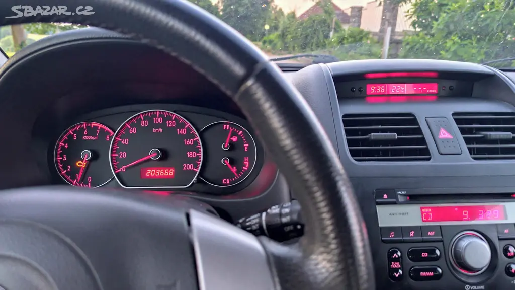 Suzuki SX4 1.6 benzín 4x4 (2009), STK do 10/2027 - fotka 4
