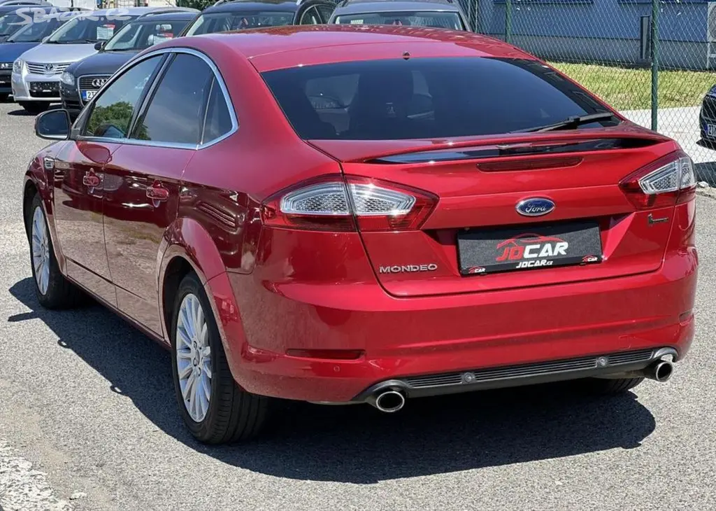 Ford Mondeo Titanium 2.2TDCi 147kw KAMERA manuální - fotka 5