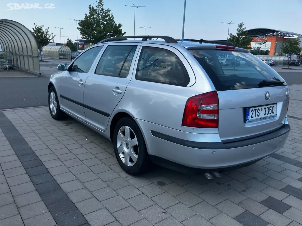 Škoda Octavia combi 2,0 TDI 103kW 09 tažné temp - fotka 4