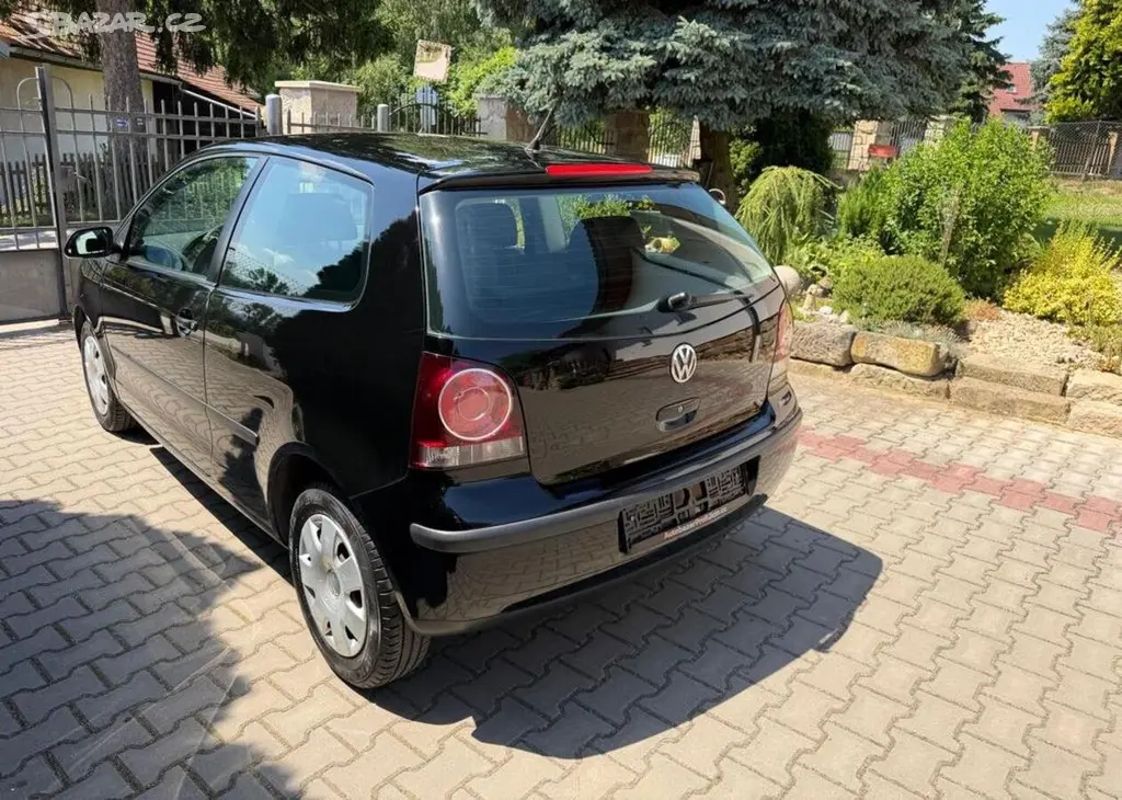 Volkswagen Polo 1,2i pravidelný servis +zimáky - fotka 6