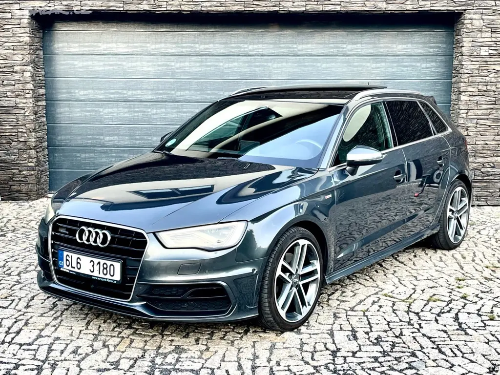 Audi A3 2.0 TDi 4x4 S-line DSG B&O Panorama F1