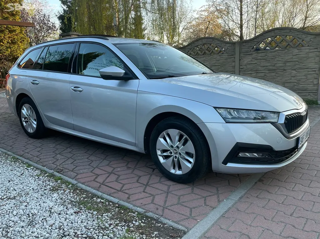 Škoda Octavia 1.5TSi 1.MAJ ČR NEBOUR. ZÁRUKA - fotka 3