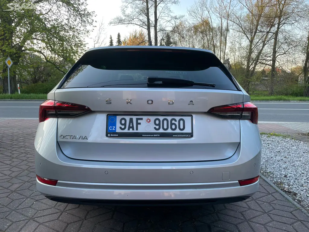 Škoda Octavia 1.5TSi 1.MAJ ČR NEBOUR. ZÁRUKA - fotka 5