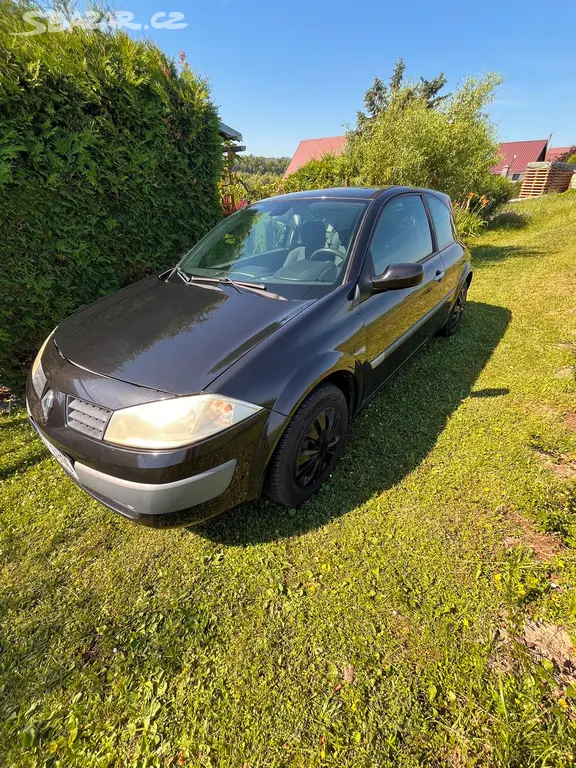 Renault Mégane Hatchback 1.6 16V, r. v. 2004 - fotka 4