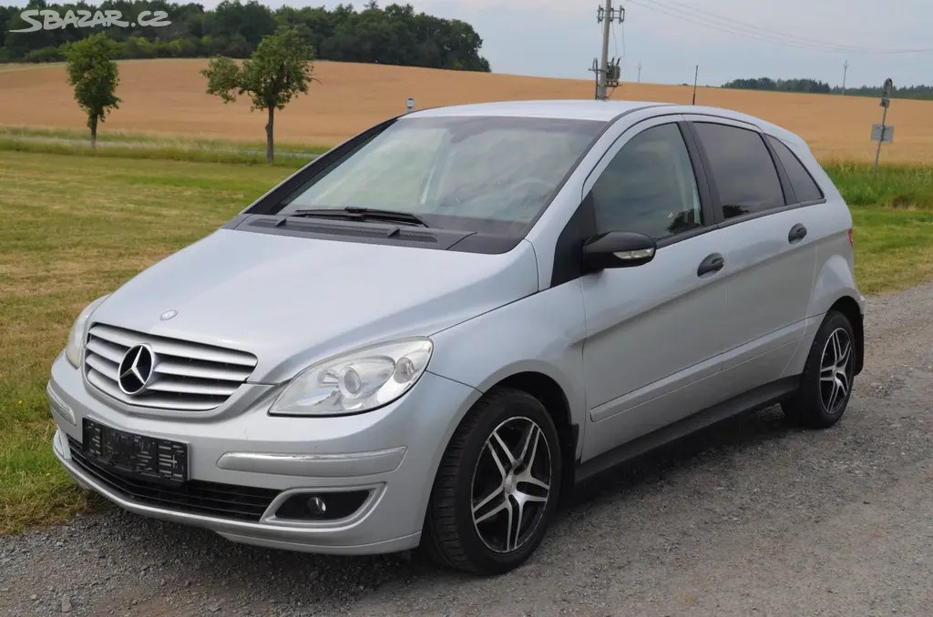 Mercedes -Benz B 1.7 po servisu