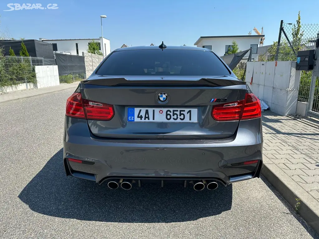 BMW M3 - fotka 3