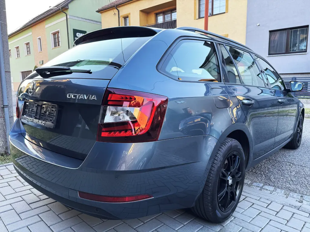 ŠKODA OCTAVIA 1.0TSI,FRONT ASSIST,SMART LINK,NAVI, - fotka 5