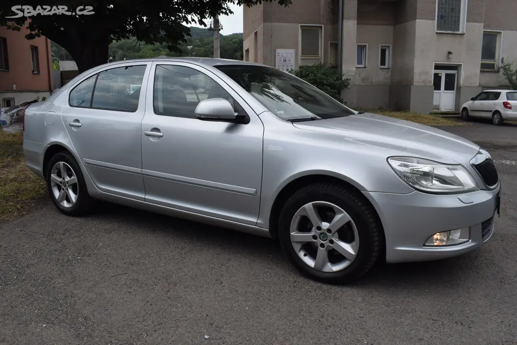 Škoda Octavia 1,2 TSi FAMILY,PO SERVISU - fotka 2