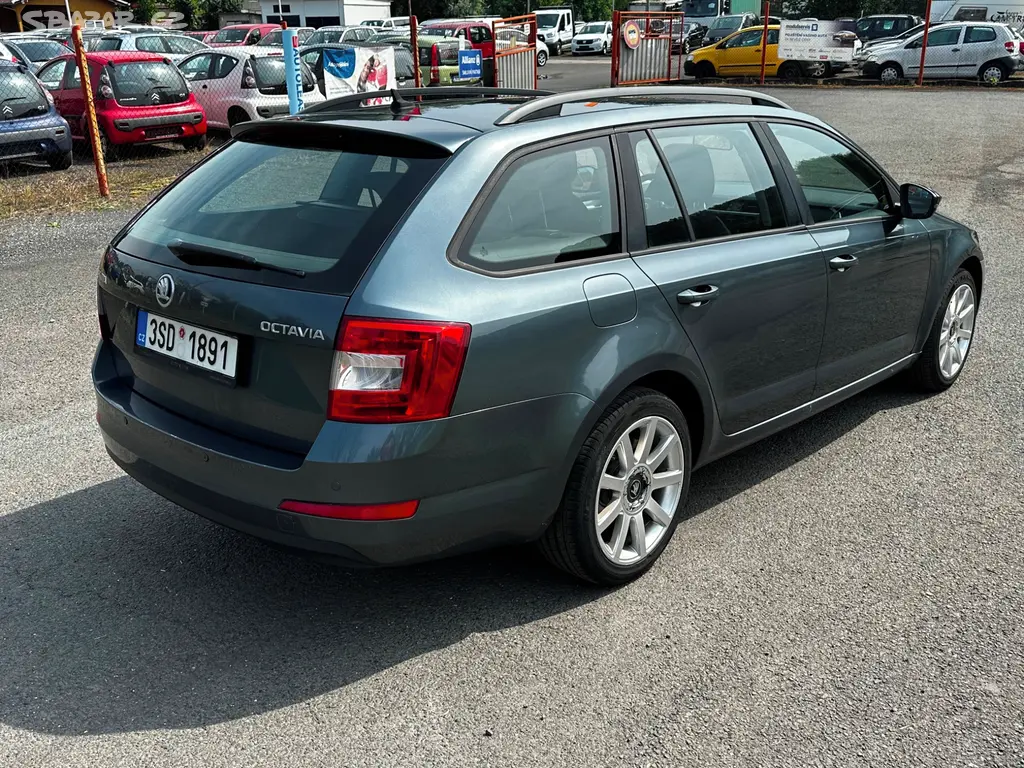 Škoda Octavia III 1.6TDi, r.2015, automat, rozvody - fotka 3
