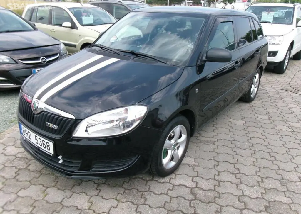 Škoda Fabia 1.2TSi 77kw,2x kola benzín manuální - fotka 3