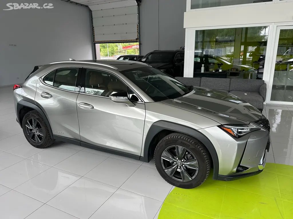 Lexus UX 250h, UX250H HYBRID - fotka 3
