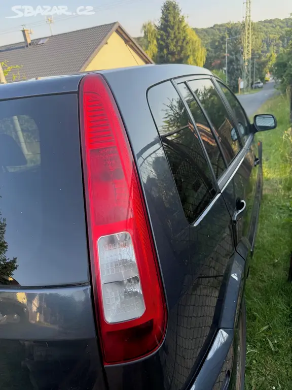 Ford Fusion 1,4 / 59kw - STK 5/27 - fotka 3