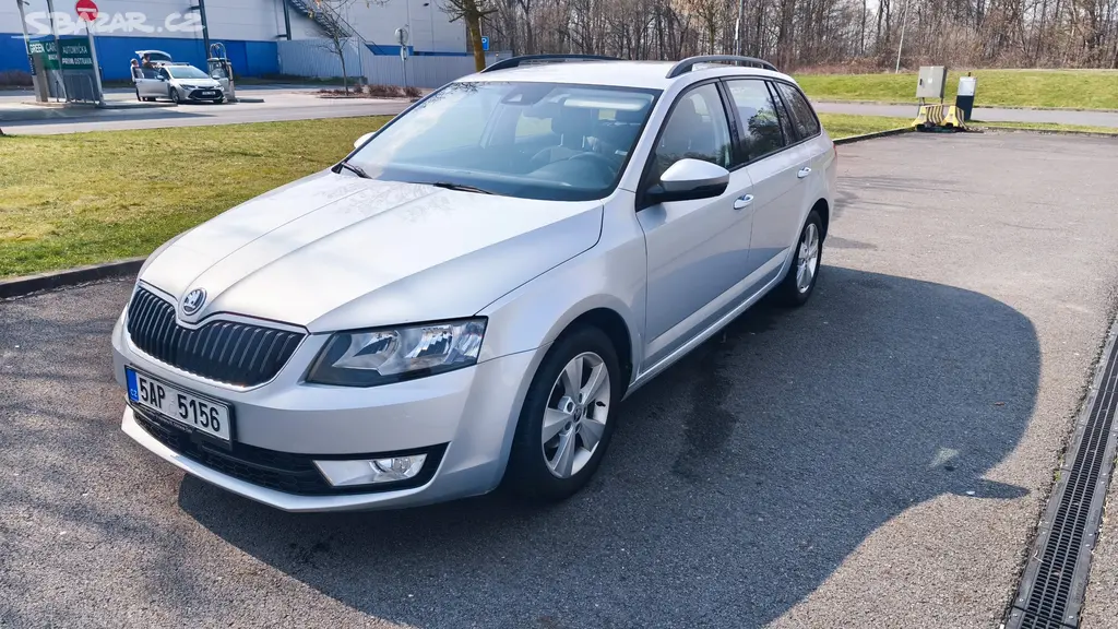Škoda Octavia Combi 1.6 TDI 2016 pohodlí a úspora - fotka 3
