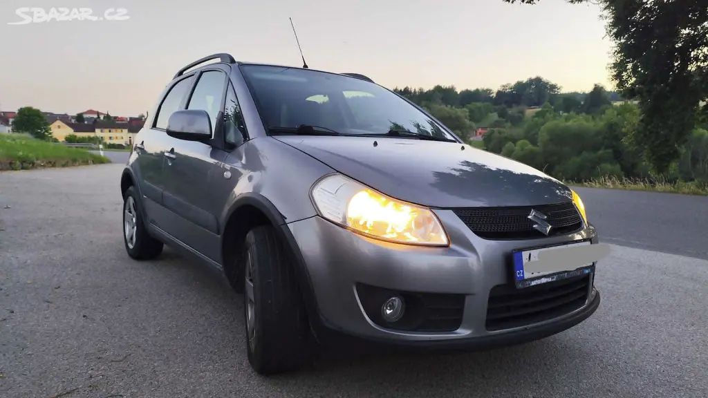 Suzuki SX4 1.6 benzín 4x4 (2009), STK do 10/2027 - fotka 2