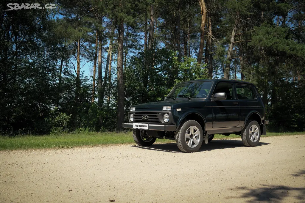 Lada Niva, tažné + nástřik v ceně !akce!