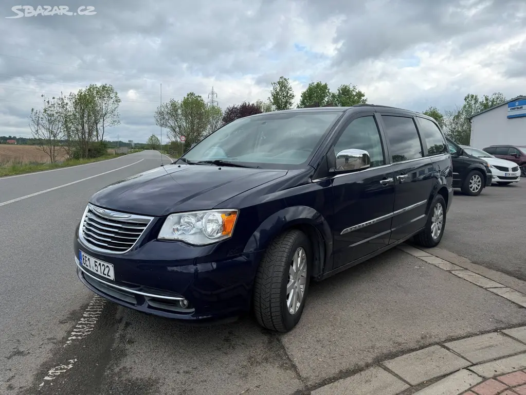 Chrysler Town Country 3,6 Limit DVD Śíbr 2012 DPH - fotka 2