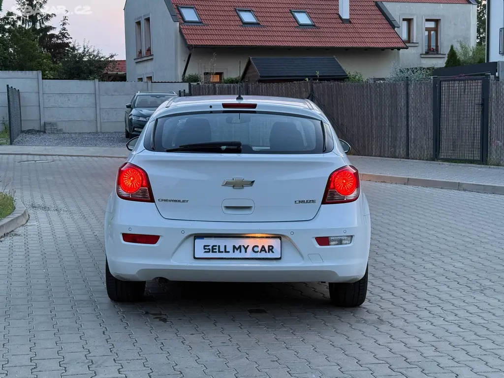 Chevrolet Cruze, 1,8/104kW ČR Tempomat - fotka 5