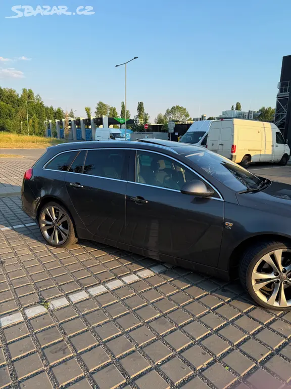 Opel Insignia 2.0CDTI 4x4, Nová STK - fotka 2