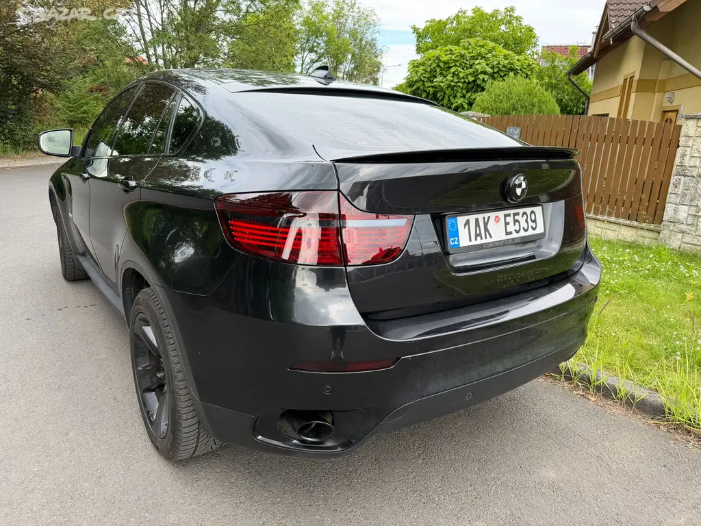 BMW X6 - fotka 3