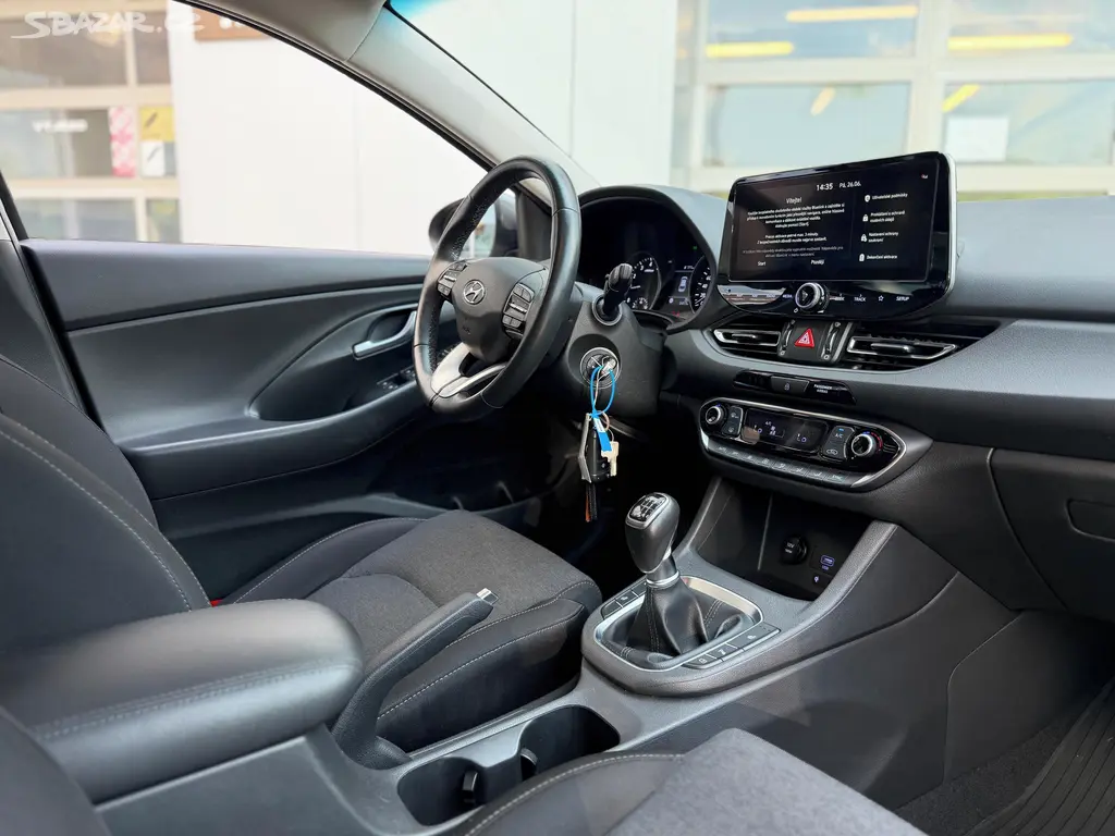 Hyundai i30, 1.5 81kW Smart navigace TZ - fotka 4