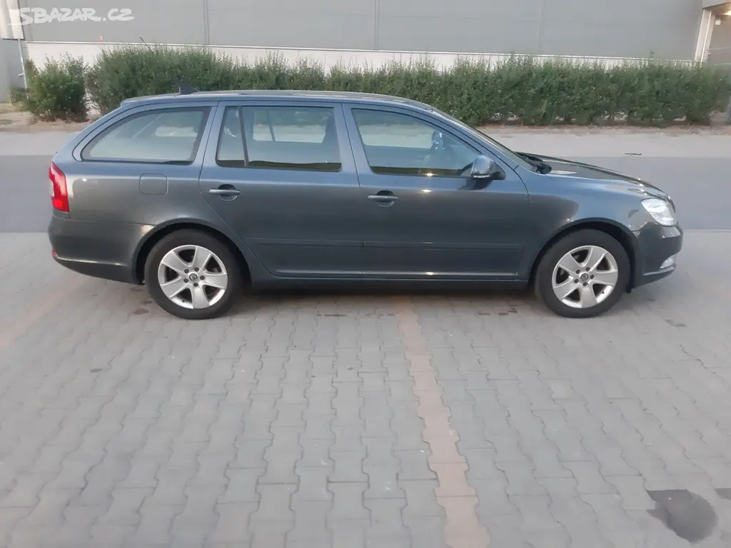 Škoda Octavia Combi 2.0 TDI 103 kw, nová STK pěkná - fotka 5