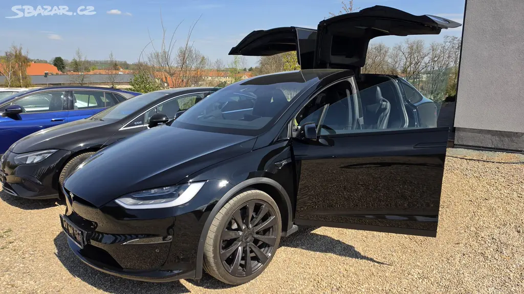 Tesla Model X, Plaid - Tažné 2 250 kg - fotka 3