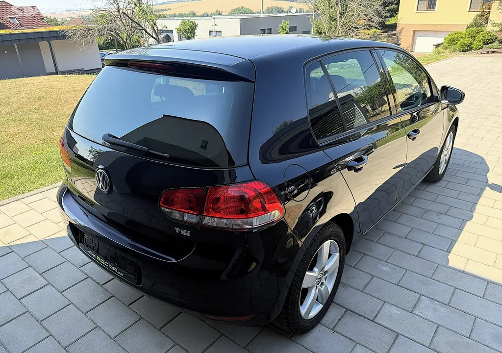 VW Golf VI 1,2TSi 77kW Digiklima,Alu,Výhřev,Tempo - fotka 5