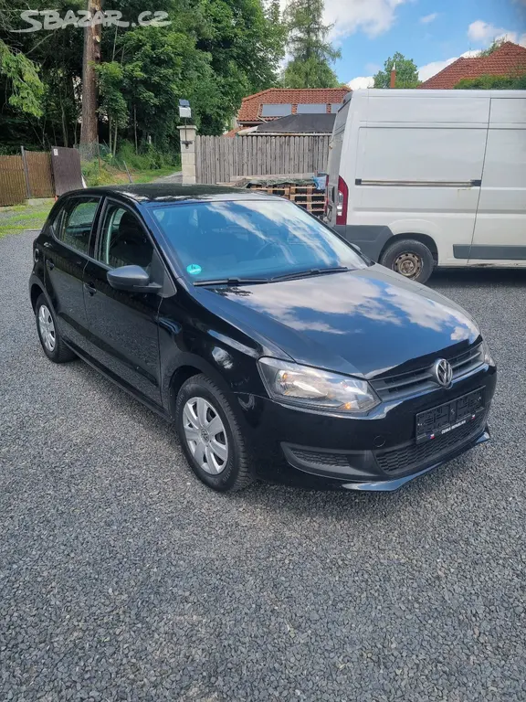 Volkswagen Polo 1.2, R.v.2009 - fotka 2